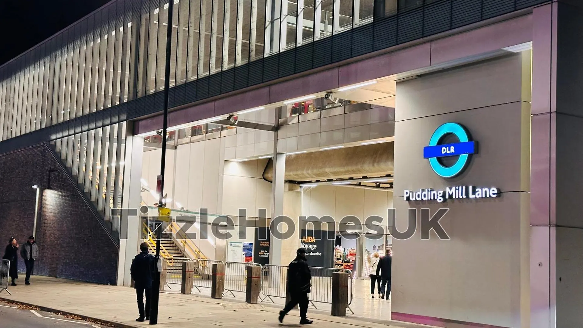 Tizzlehomesuk ロンドン アパート